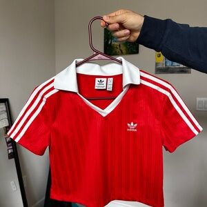 Adidas Red Sports cropped Shirt